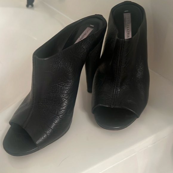 BCBG Max Azria leather 4inch open toe mules.size 8.5 - Picture 1 of 5